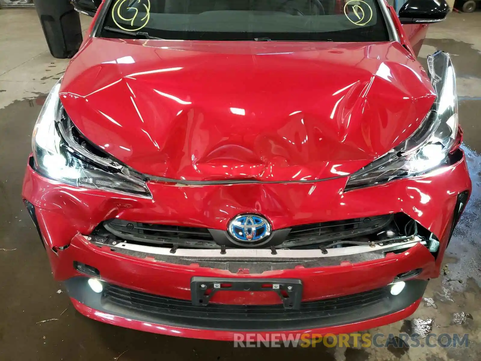 7 Photograph of a damaged car JTDKAMFU1M3129604 TOYOTA PRIUS XLE 2021