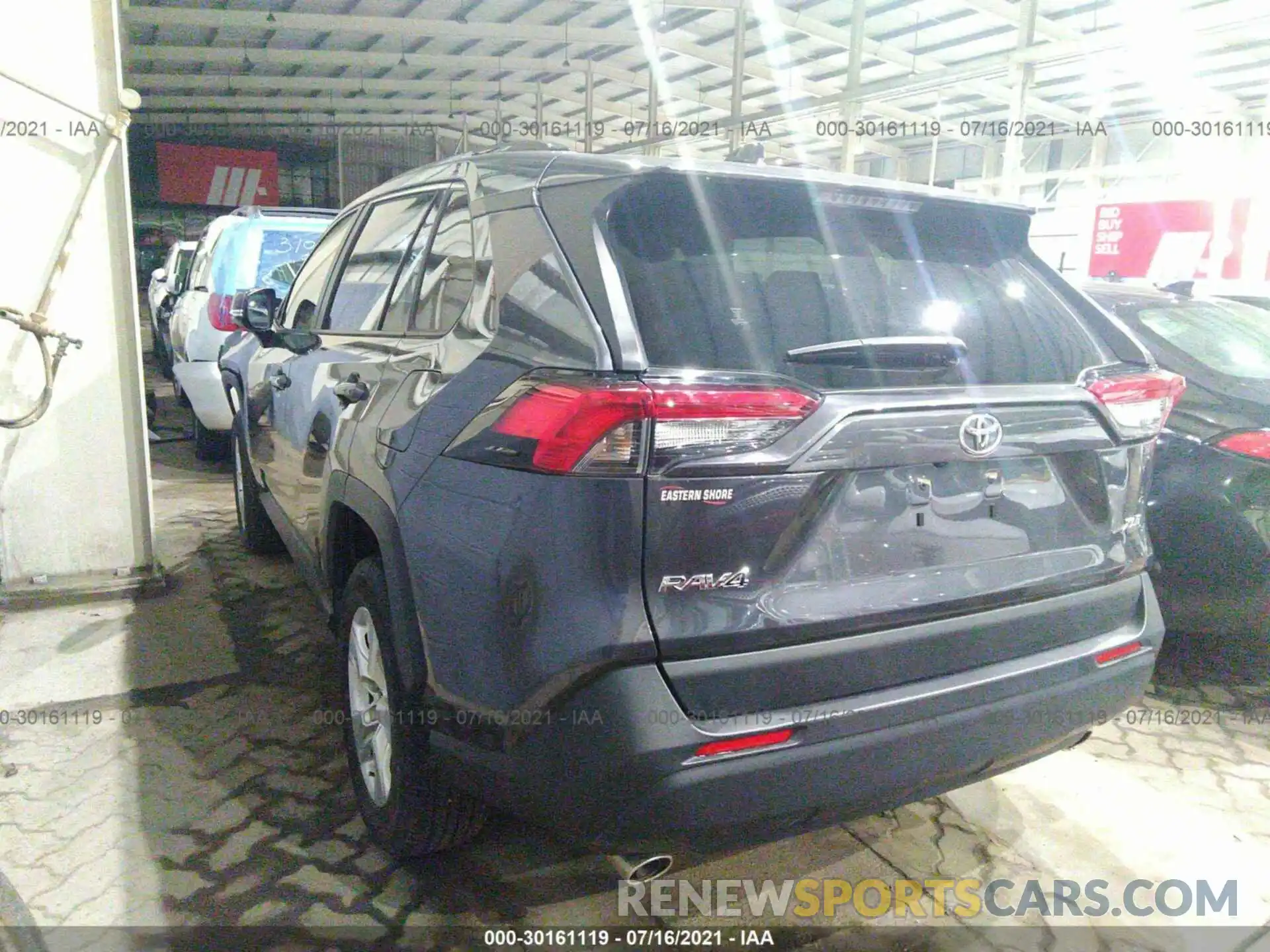 3 Photograph of a damaged car 000W1RFV1KD501151 TOYOTA RAV4 2019