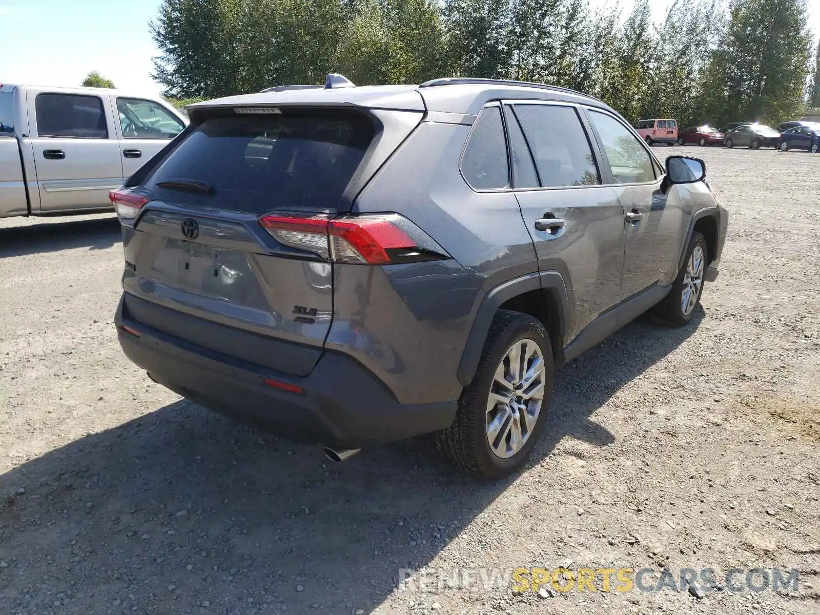 4 Фотография поврежденного автомобиля 2T3A1RFV0KC019592 TOYOTA RAV4 2019