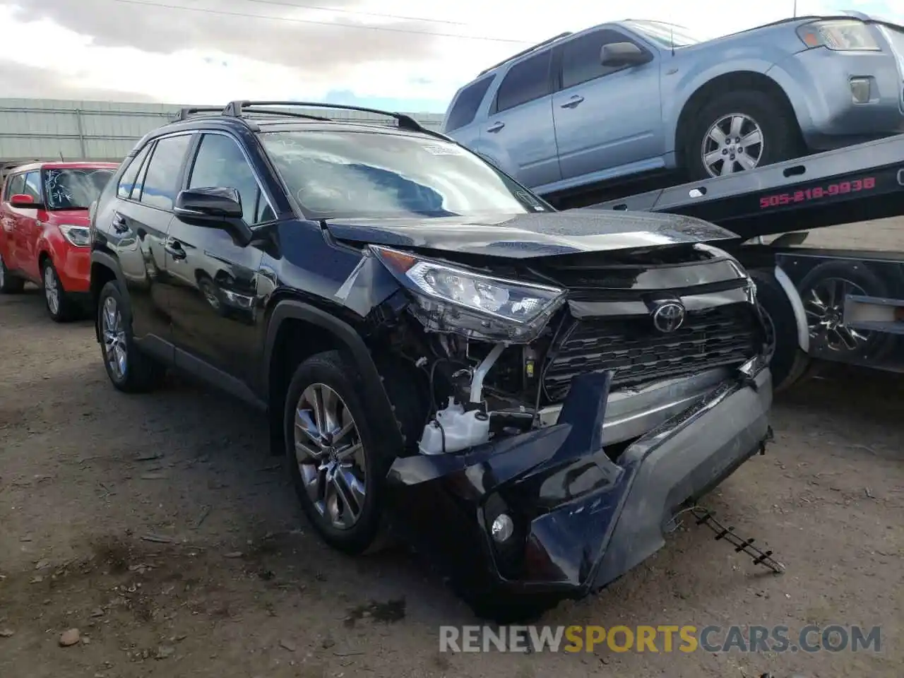 1 Photograph of a damaged car 2T3A1RFV0KC041382 TOYOTA RAV4 2019