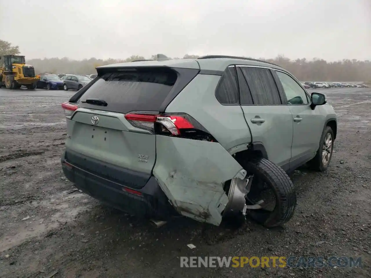 4 Photograph of a damaged car 2T3A1RFV0KW015735 TOYOTA RAV4 2019