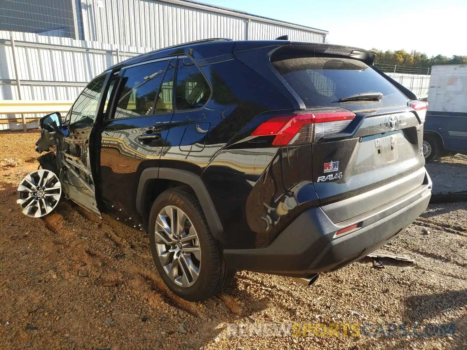 3 Photograph of a damaged car 2T3A1RFV0KW067639 TOYOTA RAV4 2019