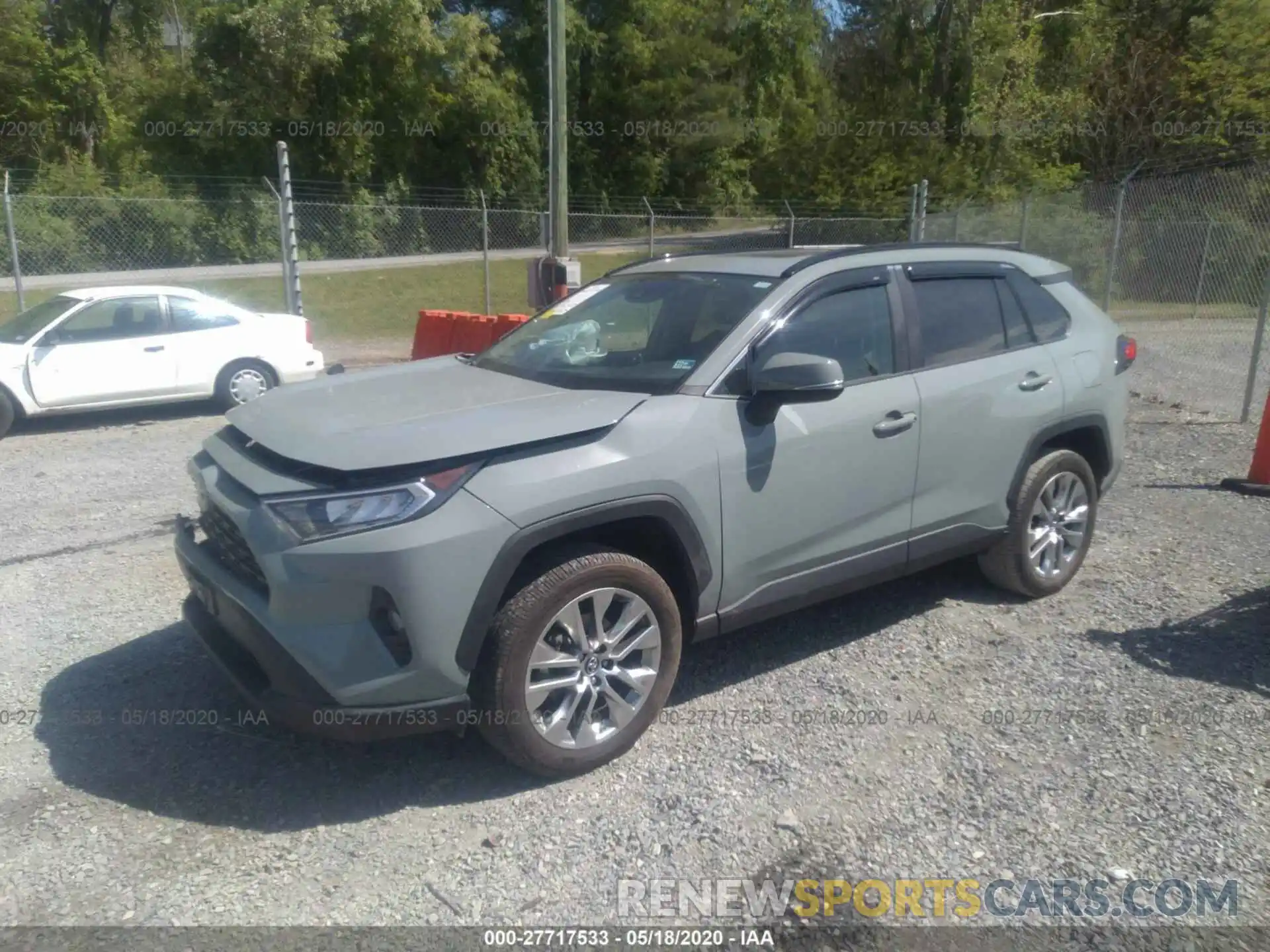 2 Photograph of a damaged car 2T3A1RFV0KW074669 TOYOTA RAV4 2019