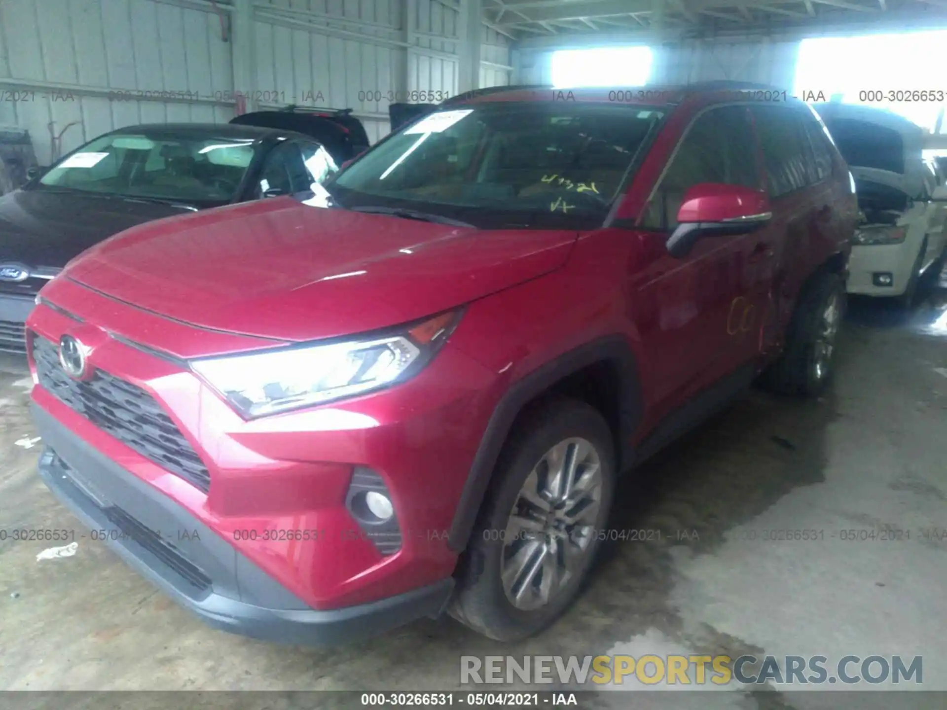 2 Photograph of a damaged car 2T3A1RFV1KC040323 TOYOTA RAV4 2019