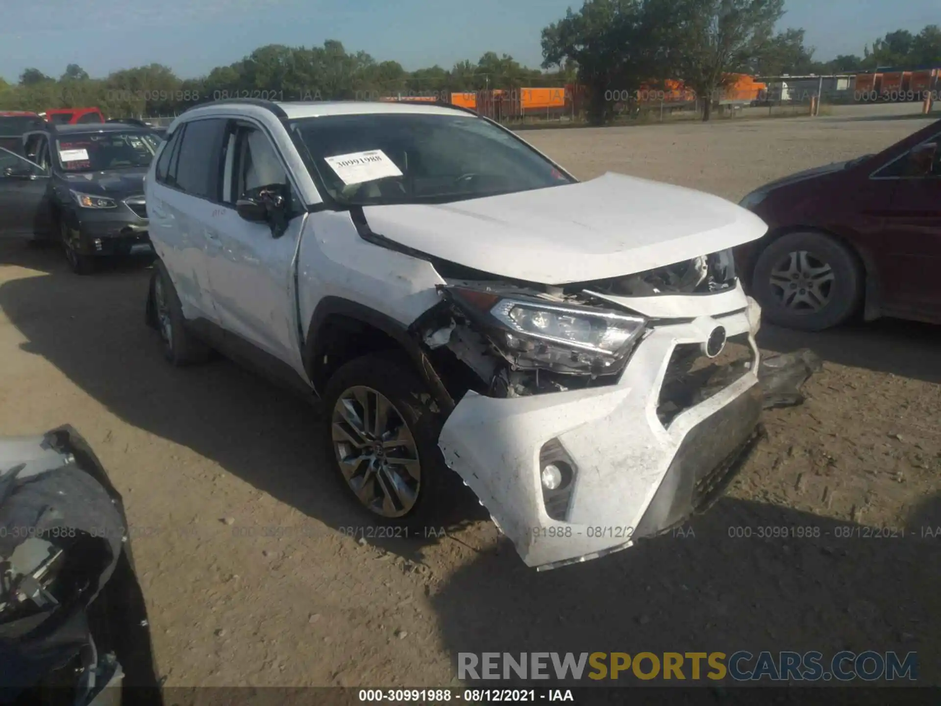 1 Photograph of a damaged car 2T3A1RFV1KC049054 TOYOTA RAV4 2019