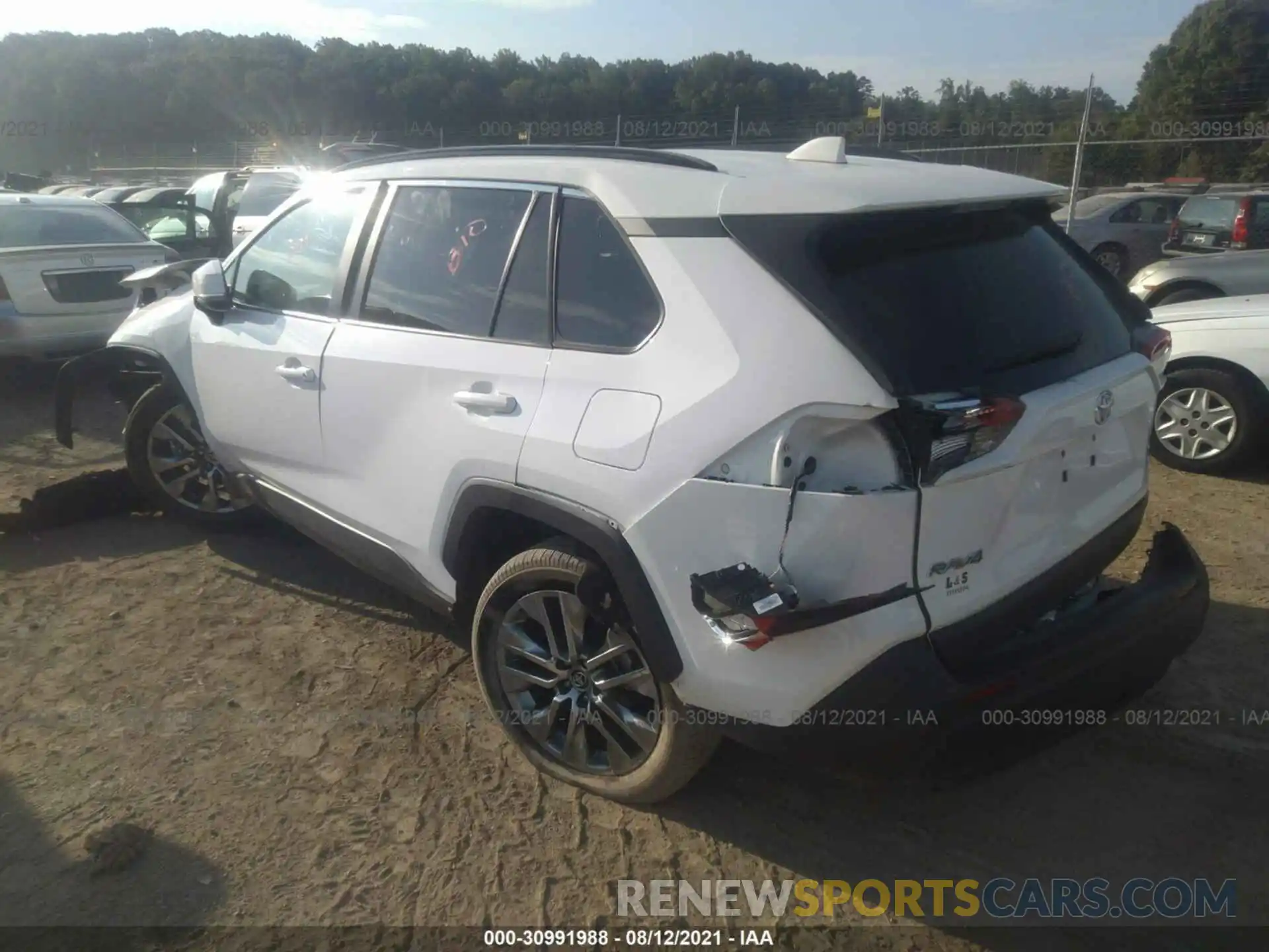 3 Photograph of a damaged car 2T3A1RFV1KC049054 TOYOTA RAV4 2019