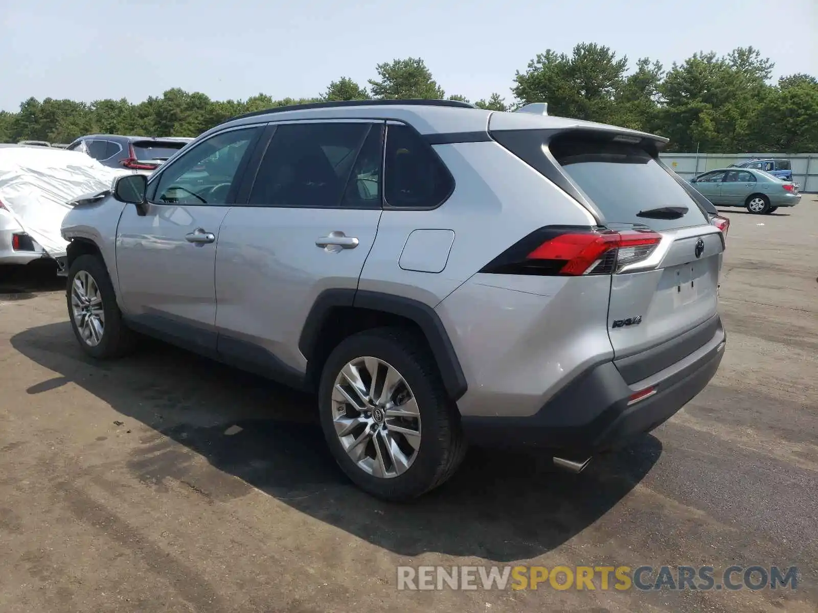 3 Photograph of a damaged car 2T3A1RFV1KC053038 TOYOTA RAV4 2019