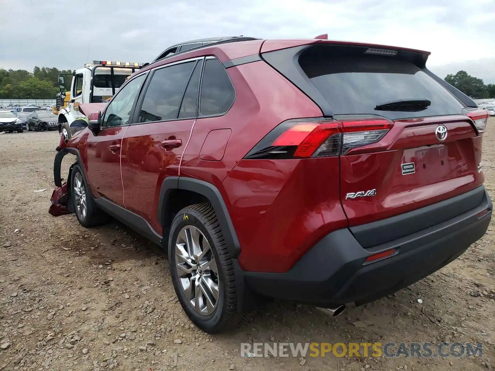 3 Photograph of a damaged car 2T3A1RFV1KC053251 TOYOTA RAV4 2019