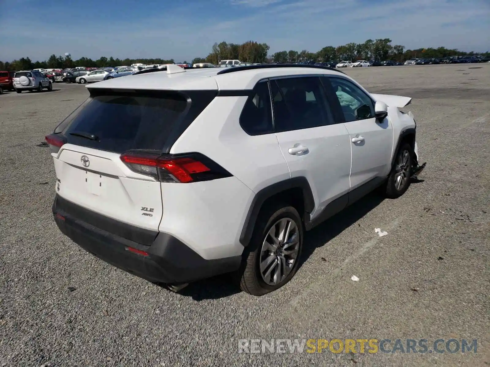 4 Photograph of a damaged car 2T3A1RFV1KC057803 TOYOTA RAV4 2019