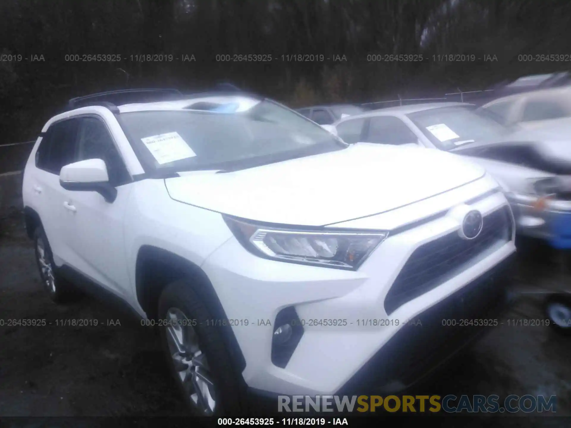 1 Photograph of a damaged car 2T3A1RFV1KW005425 TOYOTA RAV4 2019