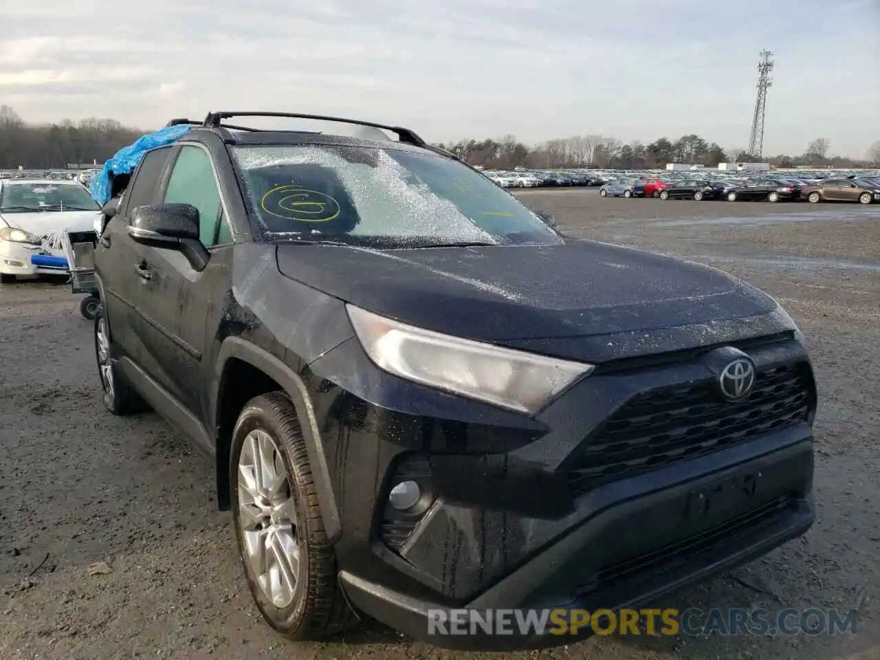 1 Photograph of a damaged car 2T3A1RFV1KW023844 TOYOTA RAV4 2019