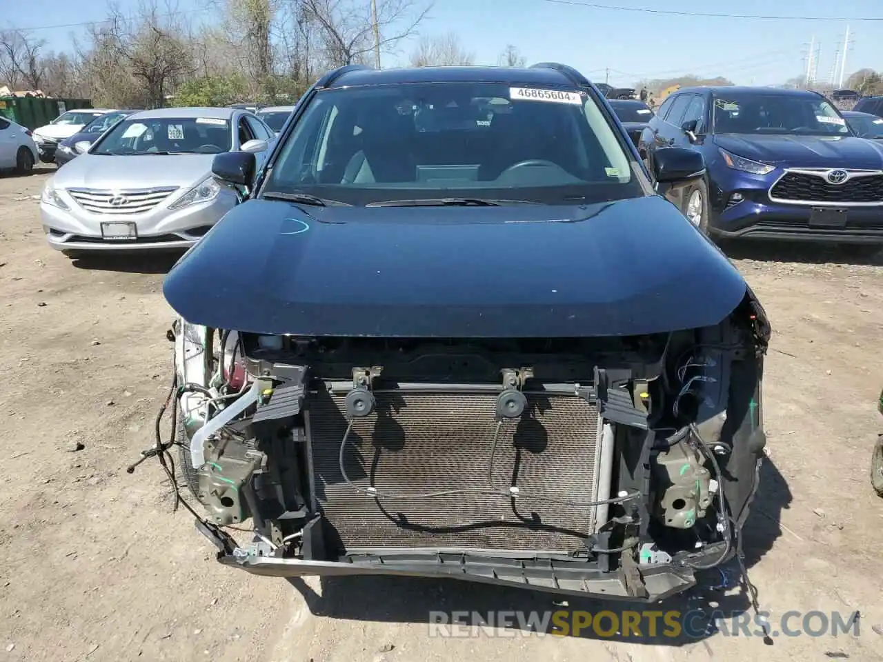 5 Photograph of a damaged car 2T3A1RFV1KW046430 TOYOTA RAV4 2019