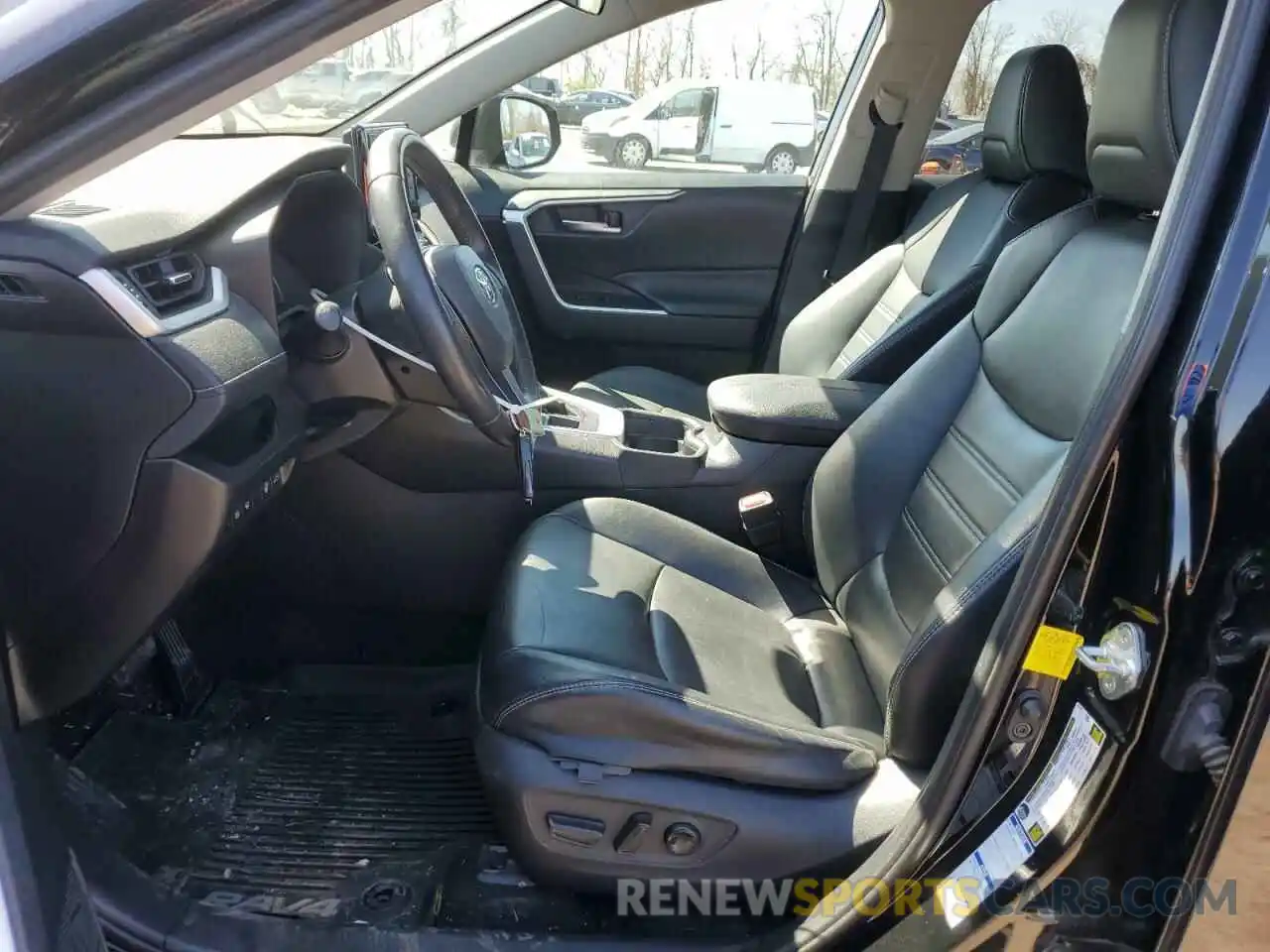 7 Photograph of a damaged car 2T3A1RFV1KW046430 TOYOTA RAV4 2019