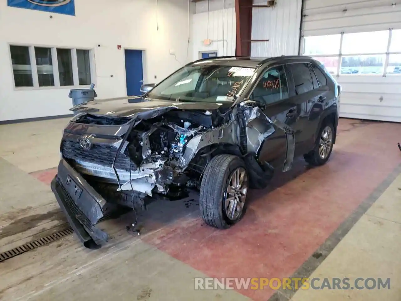 2 Photograph of a damaged car 2T3A1RFV1KW057993 TOYOTA RAV4 2019