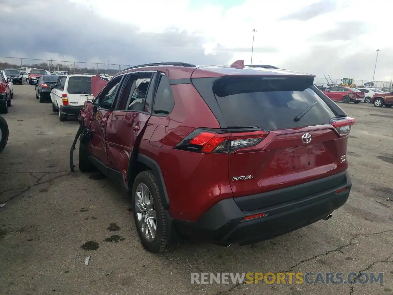 3 Photograph of a damaged car 2T3A1RFV1KW078018 TOYOTA RAV4 2019