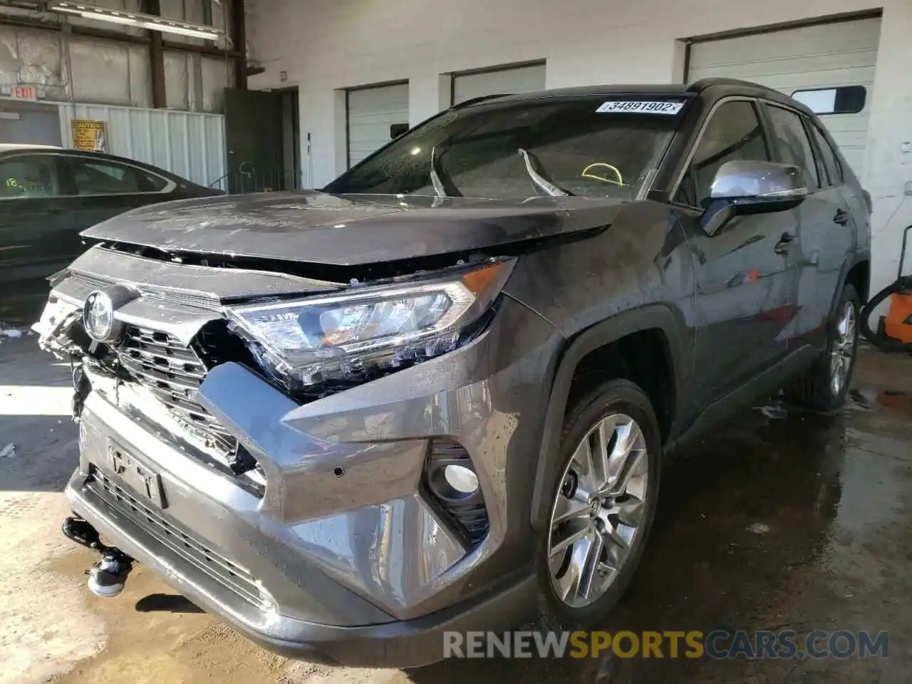 2 Фотография поврежденного автомобиля 2T3A1RFV1KW083686 TOYOTA RAV4 2019