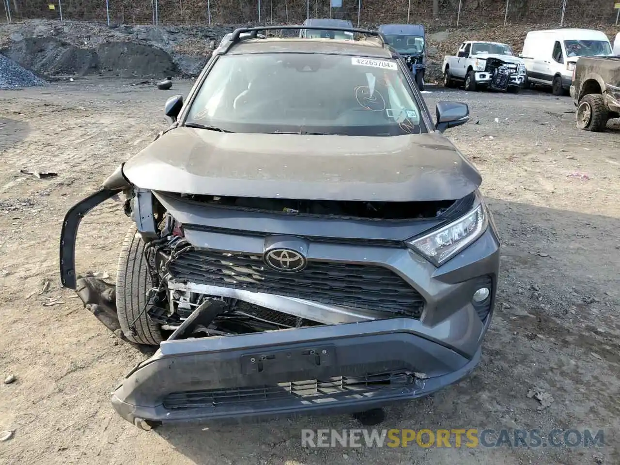 5 Photograph of a damaged car 2T3A1RFV2KC032005 TOYOTA RAV4 2019