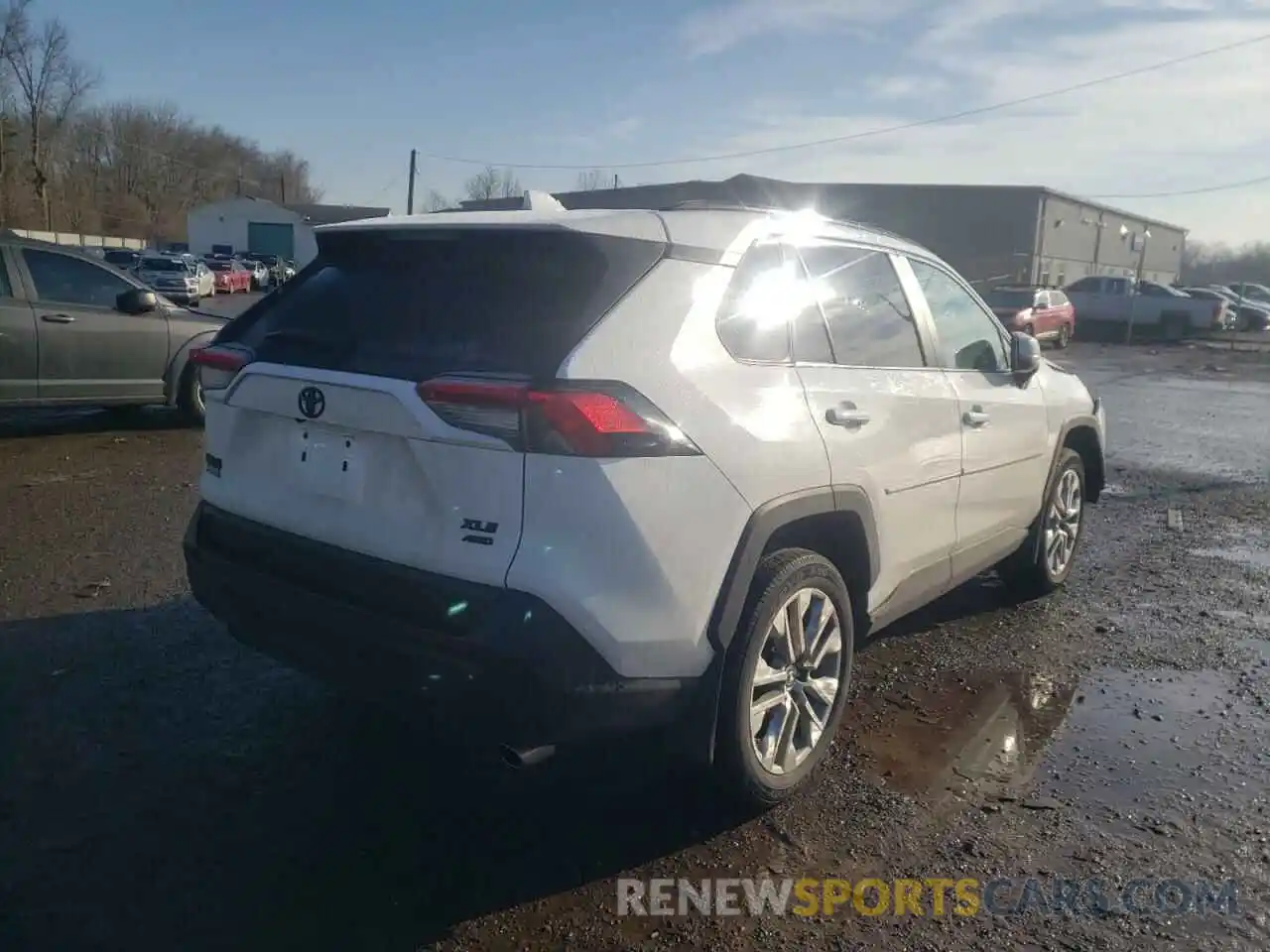 4 Photograph of a damaged car 2T3A1RFV2KC043814 TOYOTA RAV4 2019