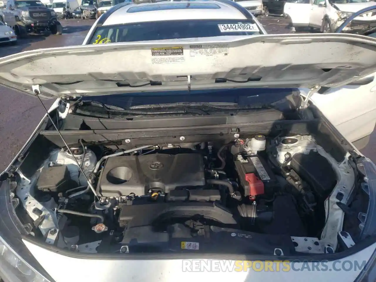 7 Photograph of a damaged car 2T3A1RFV2KC043814 TOYOTA RAV4 2019