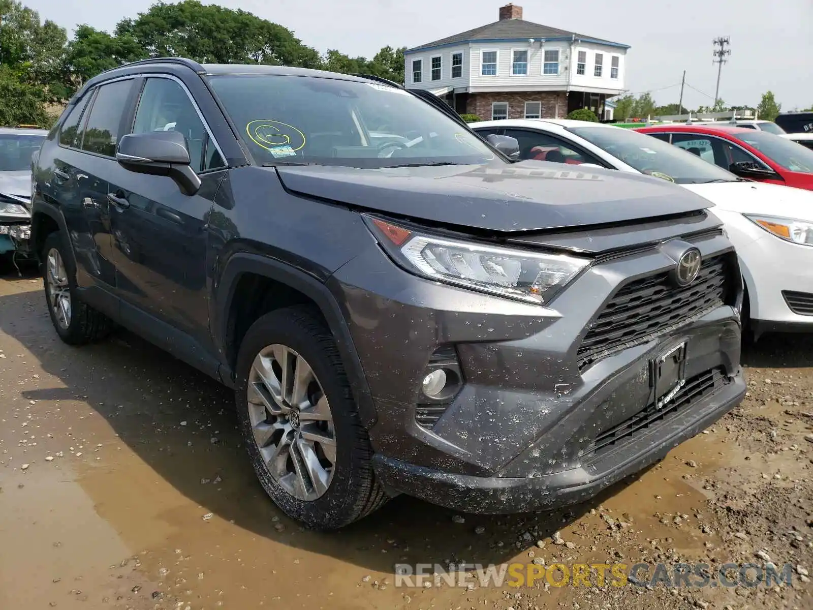 1 Photograph of a damaged car 2T3A1RFV2KC045479 TOYOTA RAV4 2019