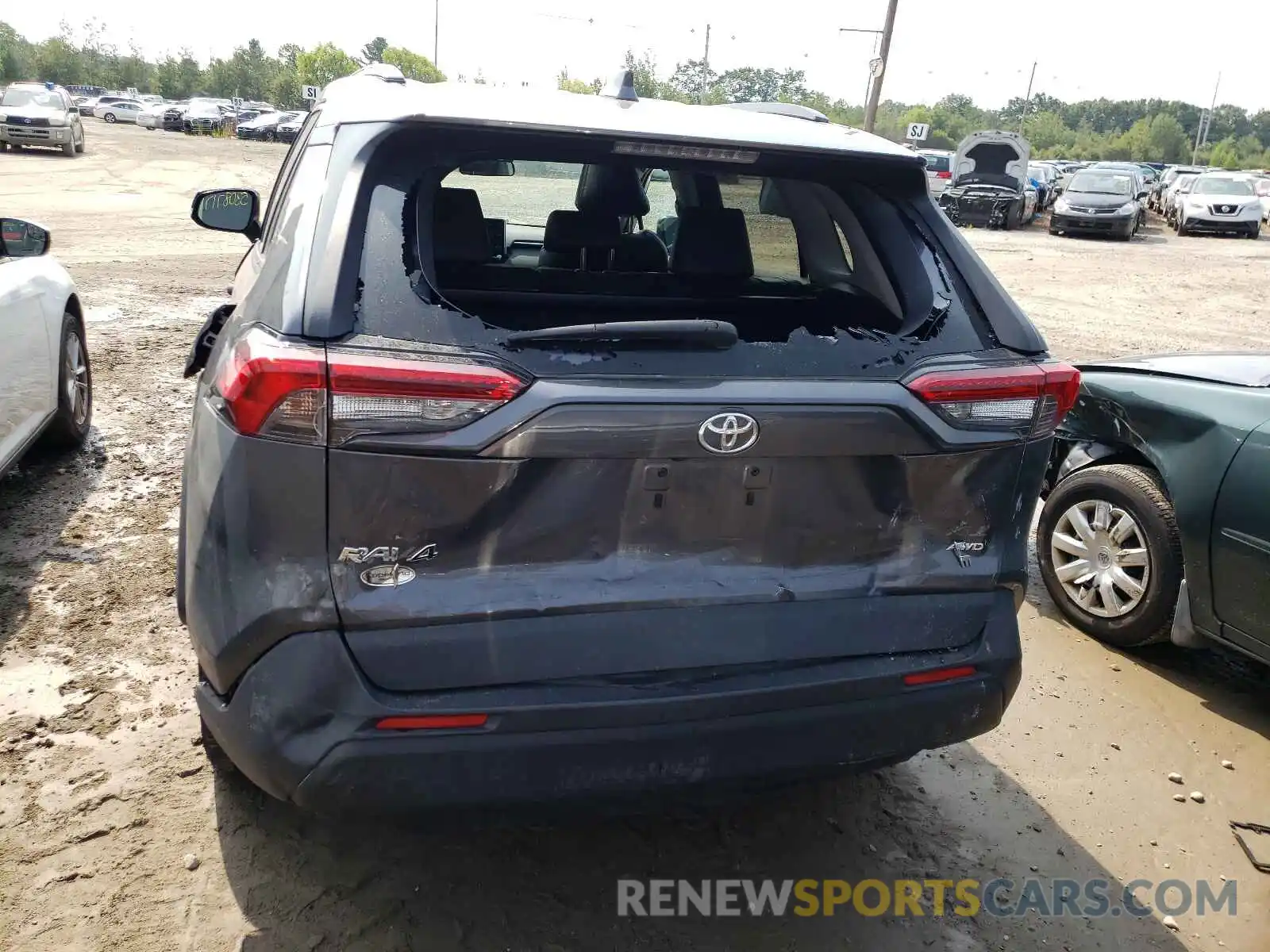 9 Photograph of a damaged car 2T3A1RFV2KC045479 TOYOTA RAV4 2019