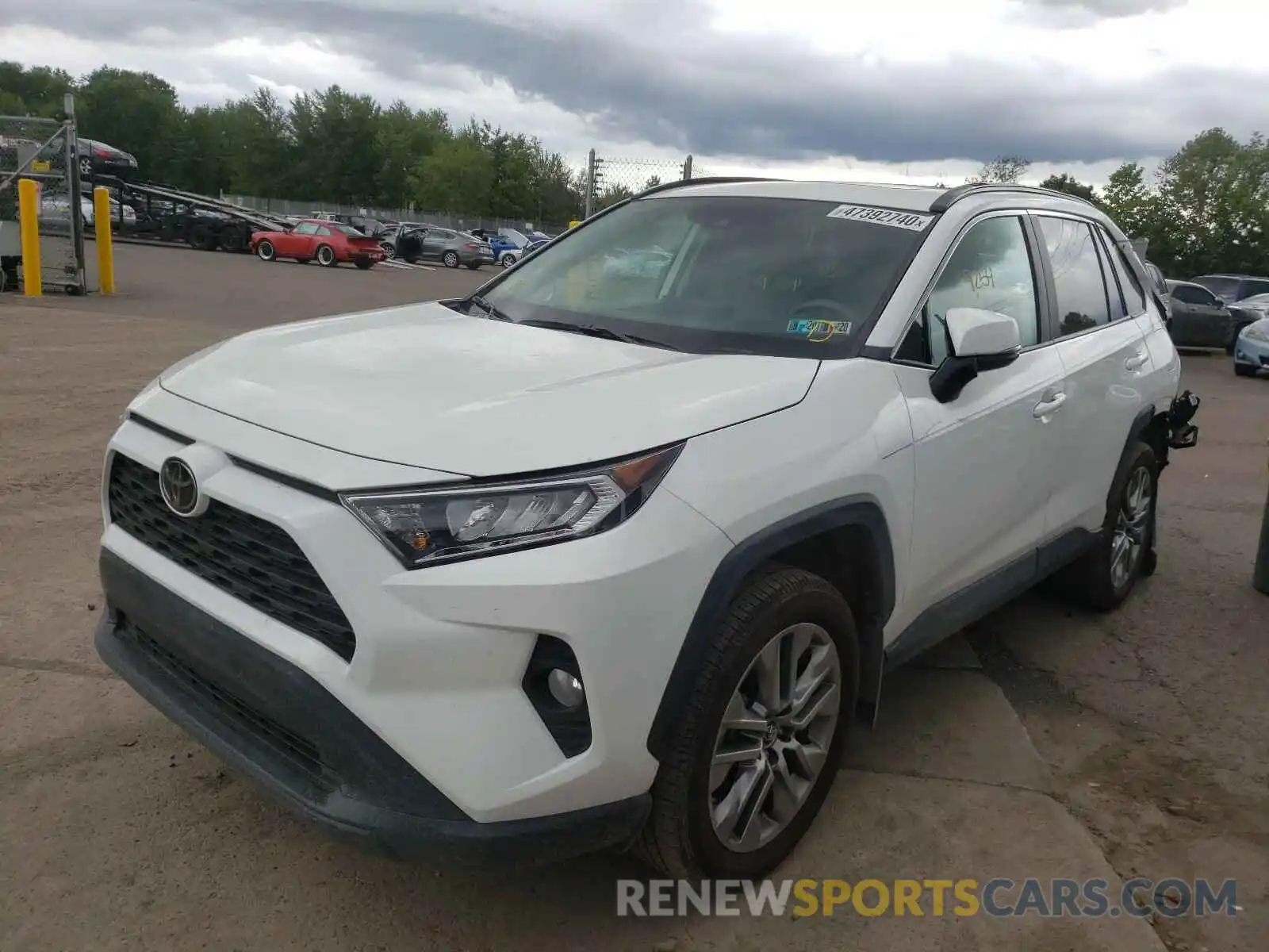 2 Photograph of a damaged car 2T3A1RFV2KC048821 TOYOTA RAV4 2019