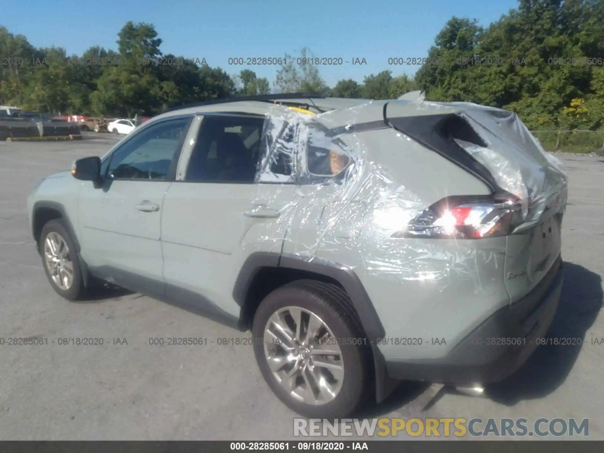 14 Photograph of a damaged car 2T3A1RFV2KW046873 TOYOTA RAV4 2019