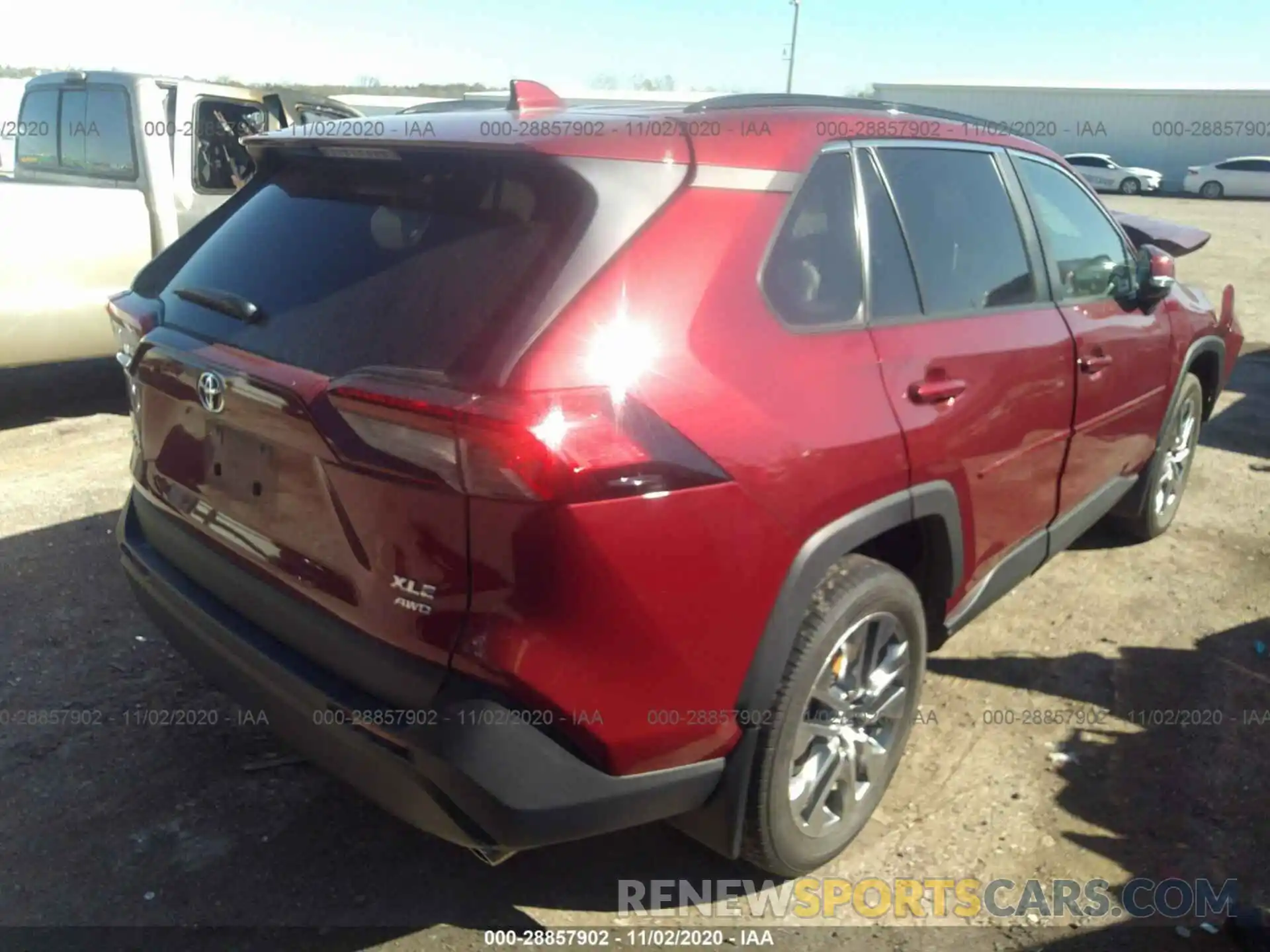 4 Photograph of a damaged car 2T3A1RFV2KW064094 TOYOTA RAV4 2019