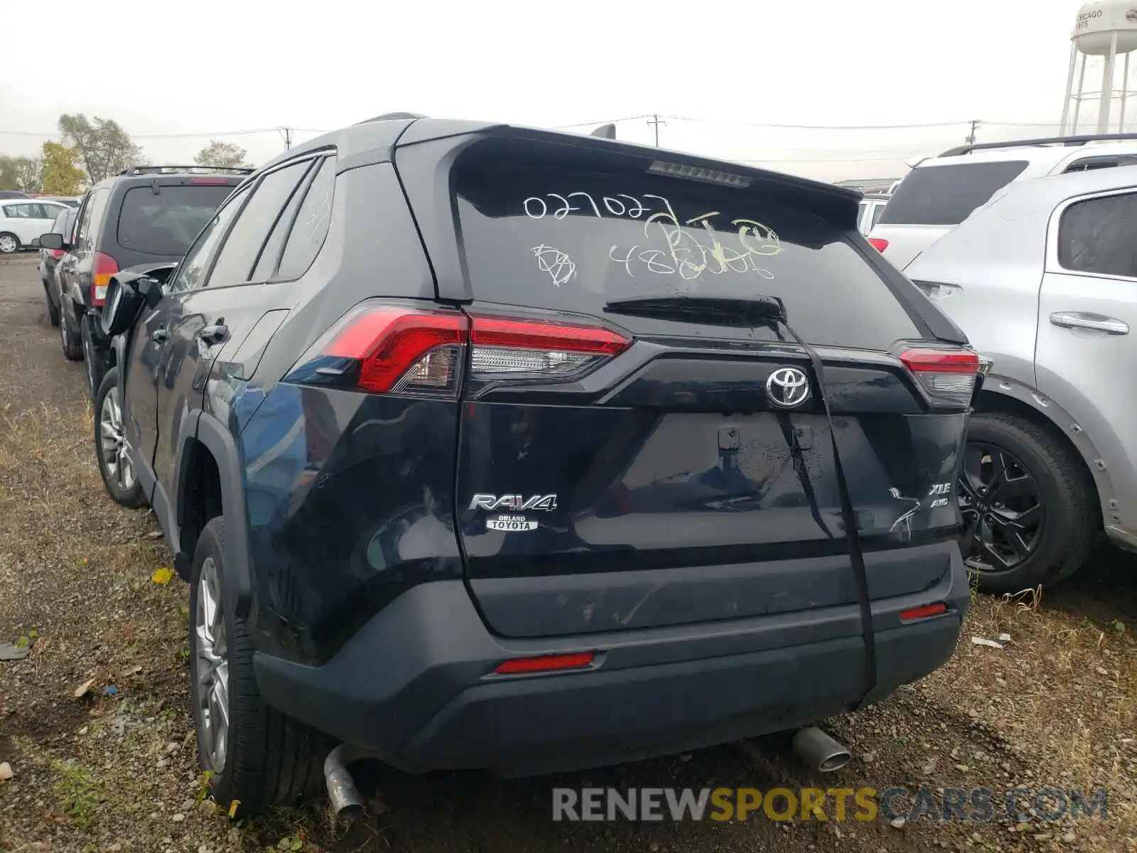 3 Photograph of a damaged car 2T3A1RFV2KW077475 TOYOTA RAV4 2019