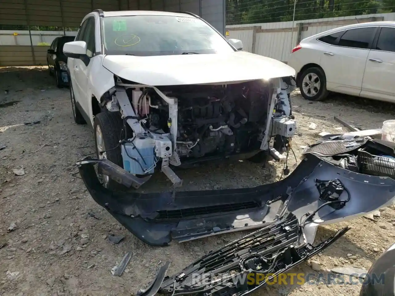 9 Photograph of a damaged car 2T3A1RFV3KC002592 TOYOTA RAV4 2019