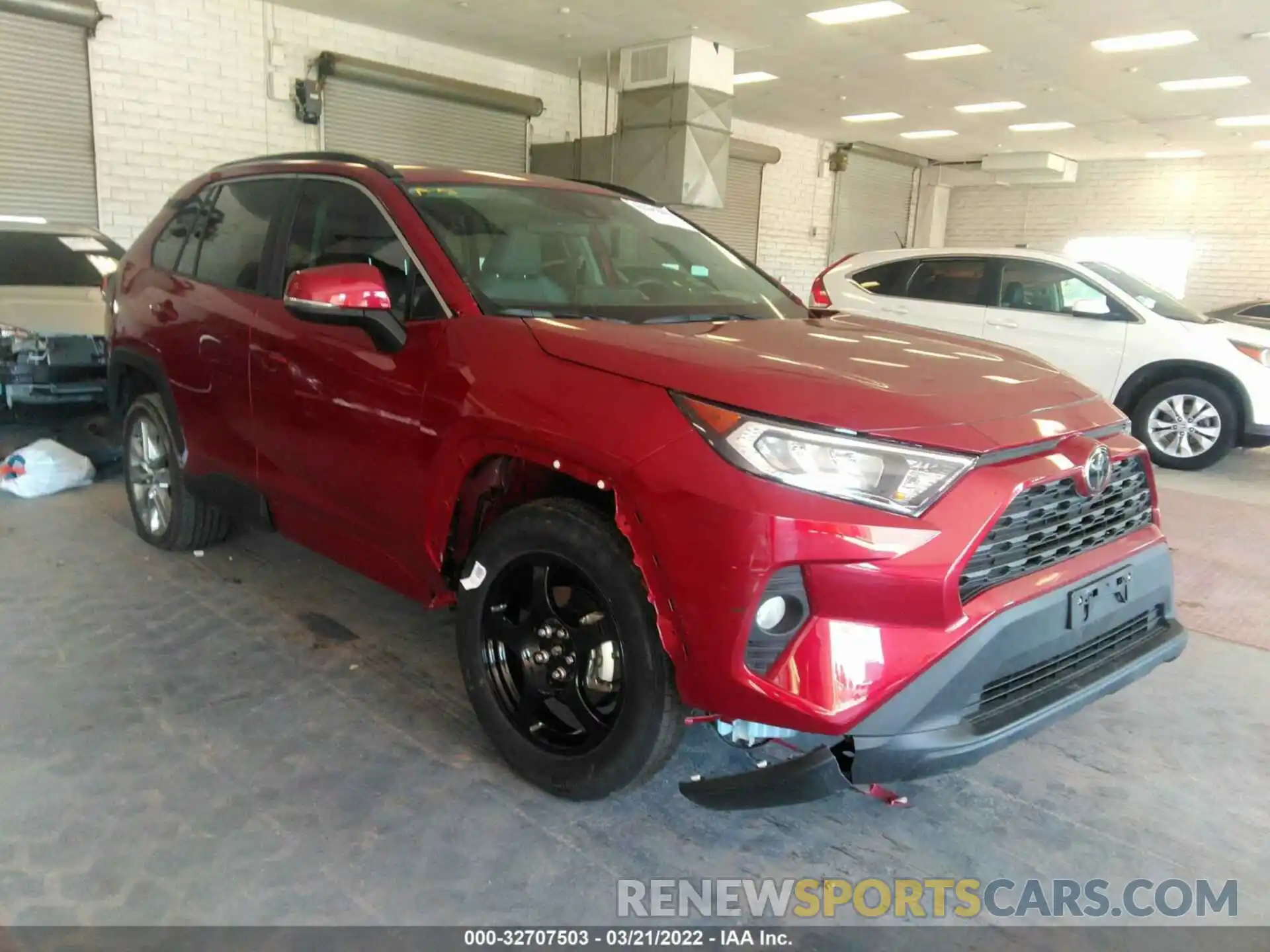 1 Photograph of a damaged car 2T3A1RFV3KC009851 TOYOTA RAV4 2019