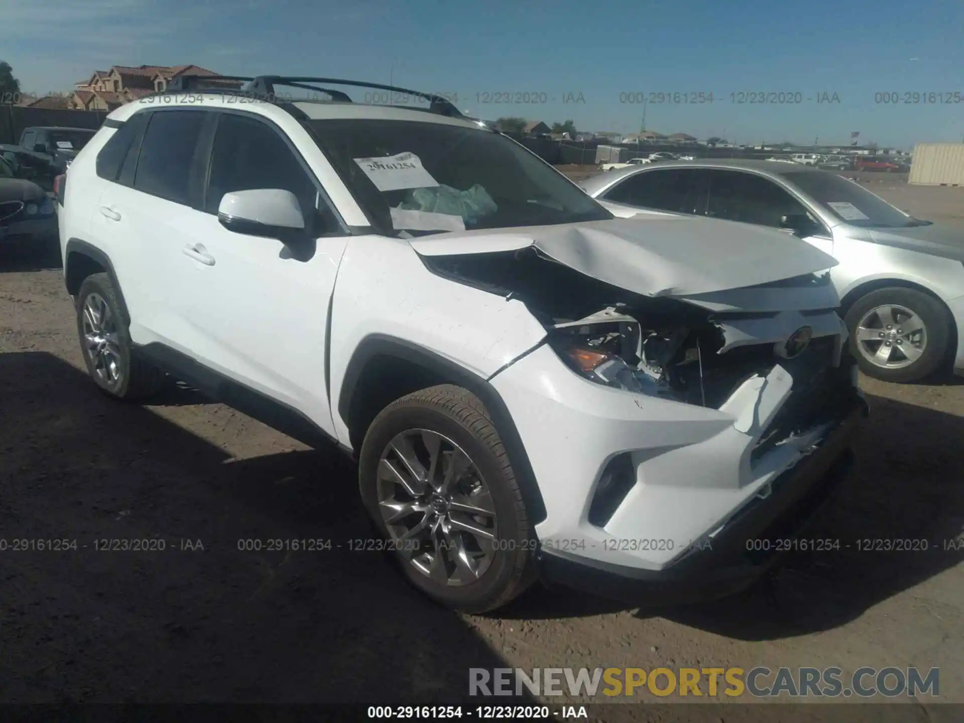 1 Photograph of a damaged car 2T3A1RFV3KC035981 TOYOTA RAV4 2019