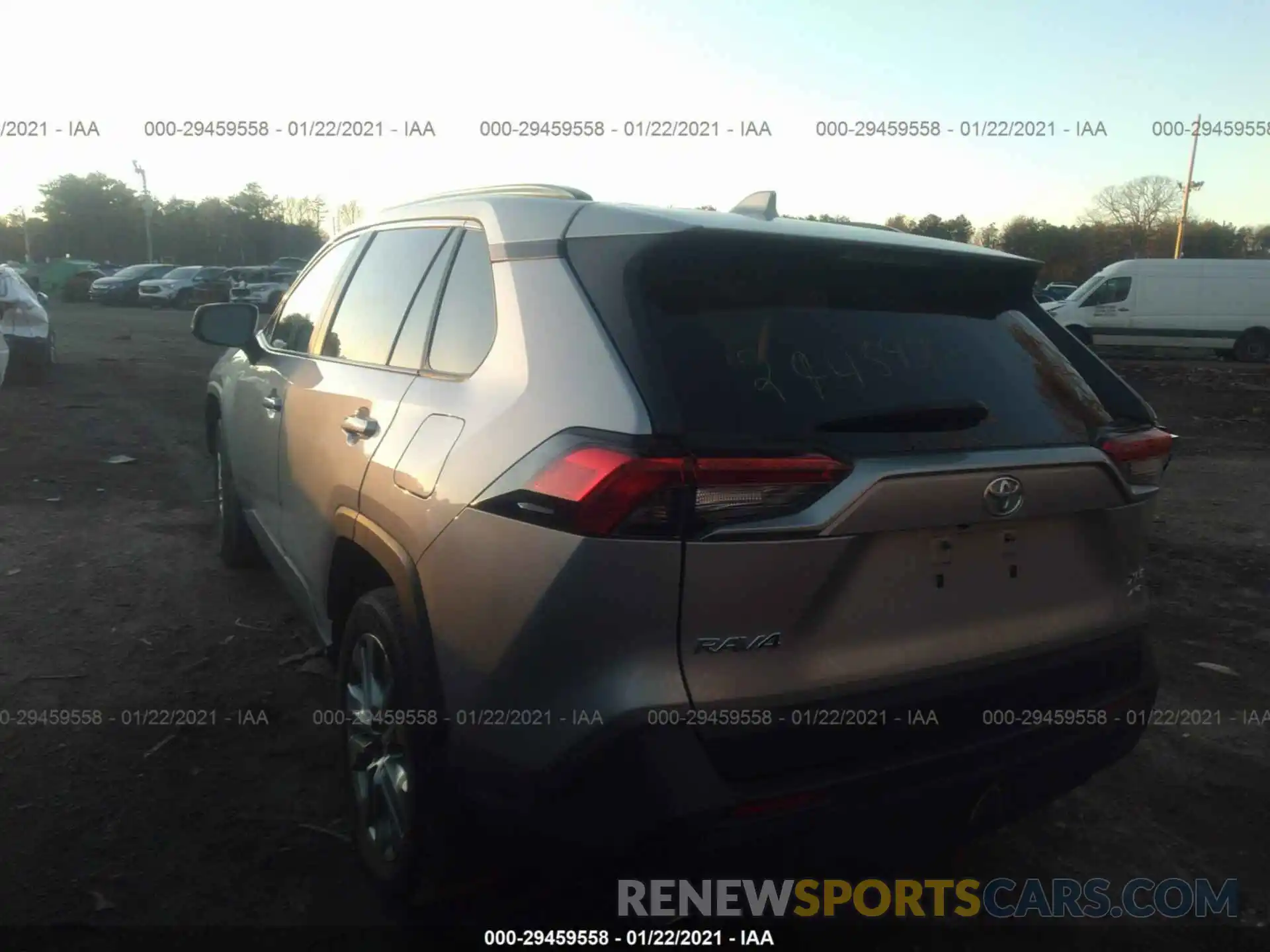 3 Photograph of a damaged car 2T3A1RFV3KC054630 TOYOTA RAV4 2019