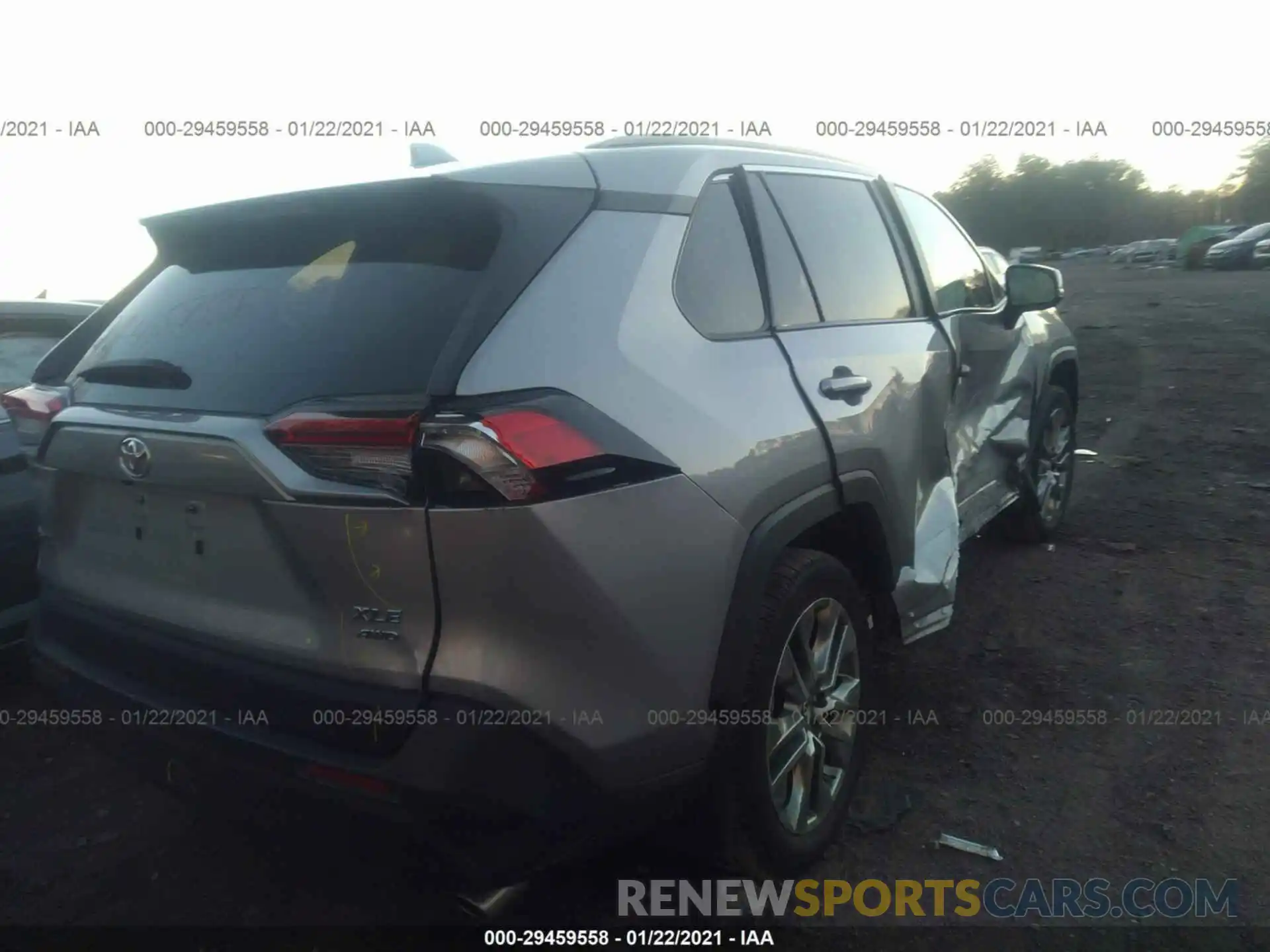 4 Photograph of a damaged car 2T3A1RFV3KC054630 TOYOTA RAV4 2019