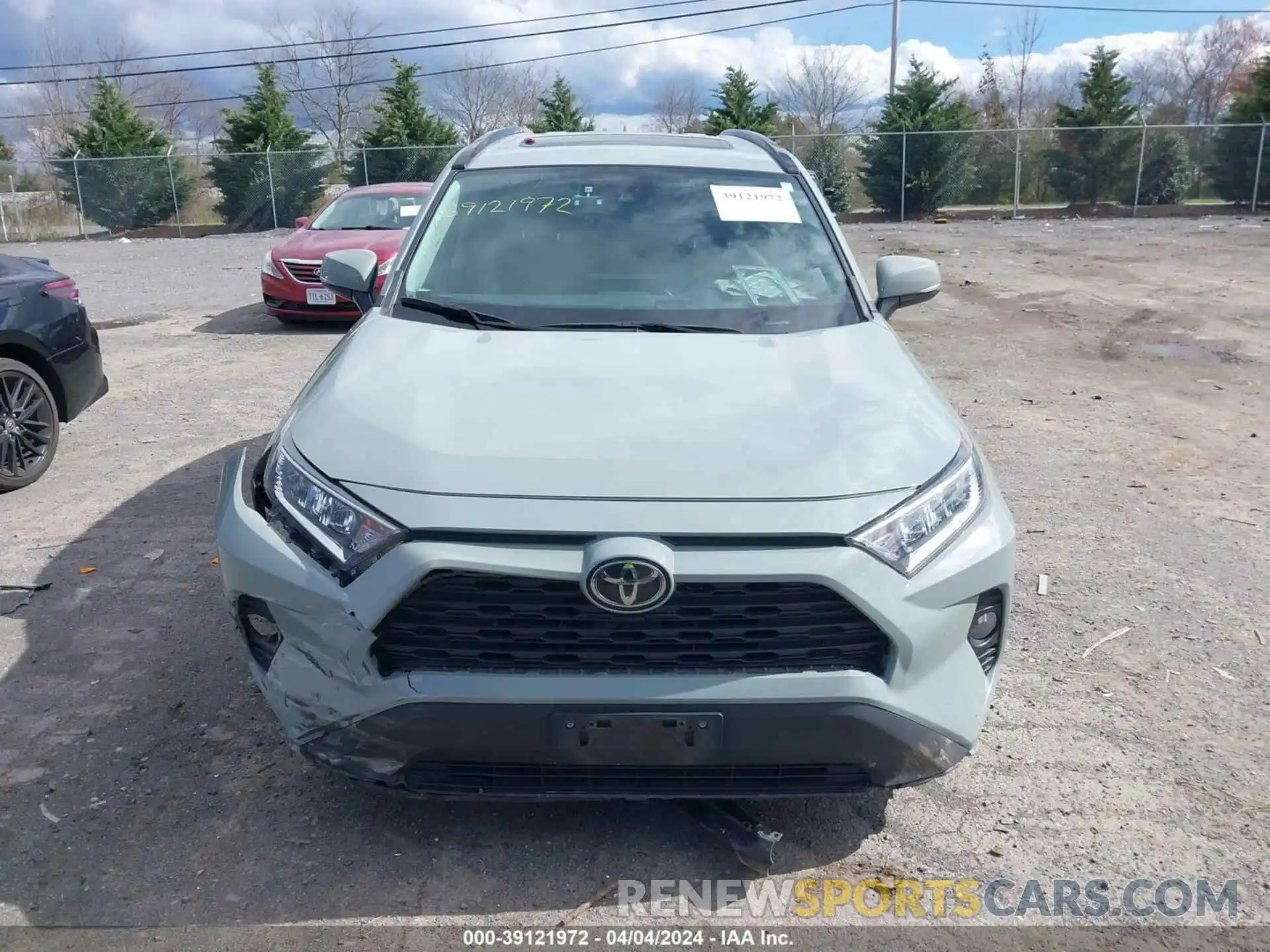 12 Photograph of a damaged car 2T3A1RFV3KW045053 TOYOTA RAV4 2019