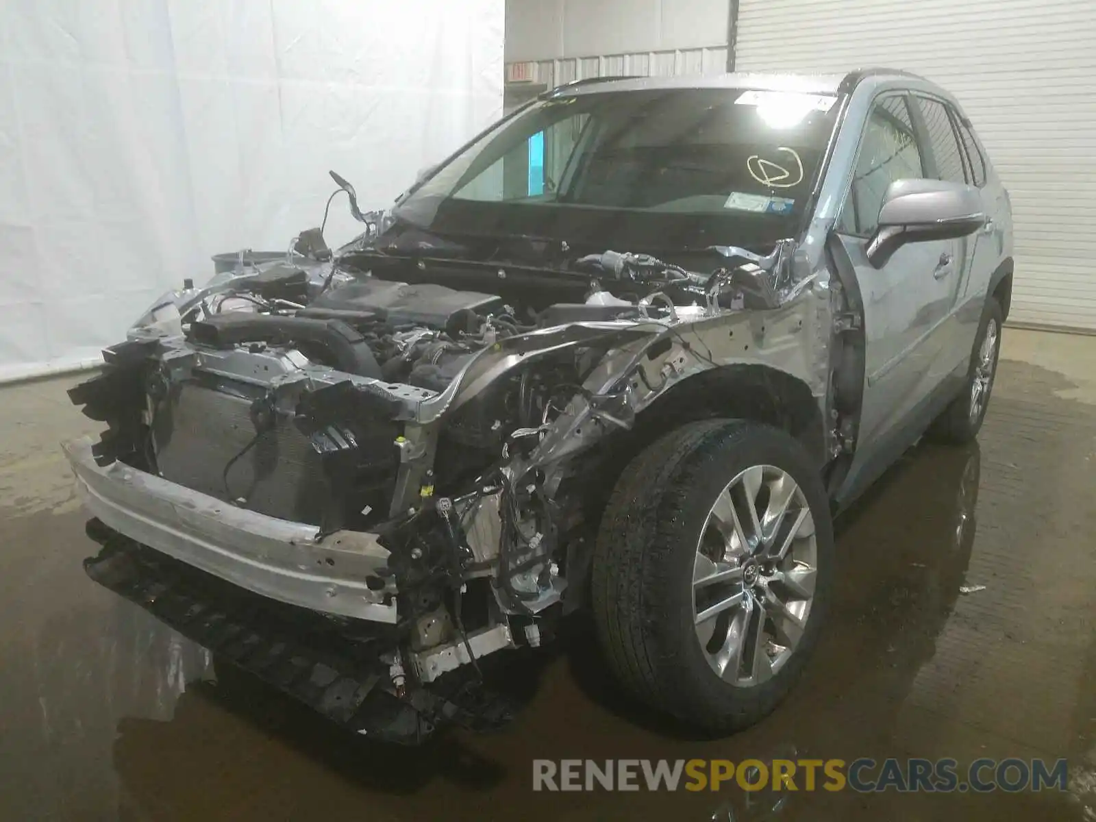 2 Photograph of a damaged car 2T3A1RFV3KW047482 TOYOTA RAV4 2019