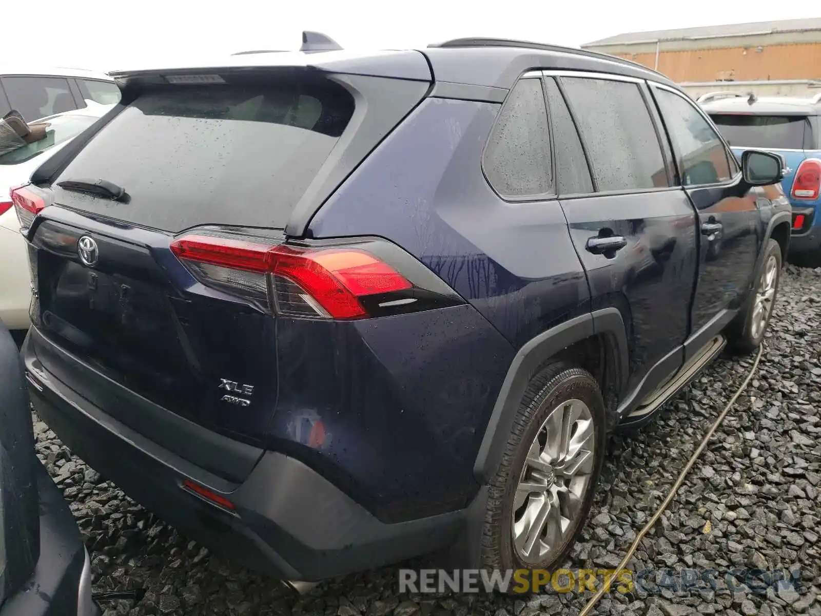 4 Photograph of a damaged car 2T3A1RFV3KW048826 TOYOTA RAV4 2019