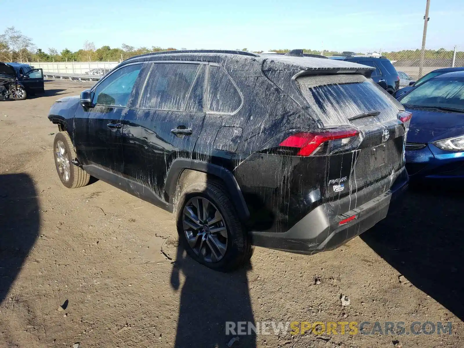 3 Photograph of a damaged car 2T3A1RFV3KW062855 TOYOTA RAV4 2019