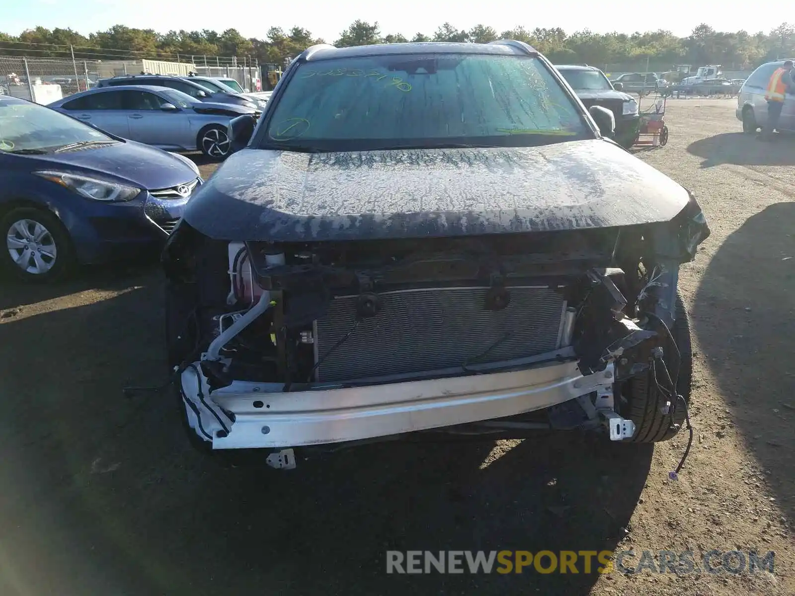 9 Photograph of a damaged car 2T3A1RFV3KW062855 TOYOTA RAV4 2019