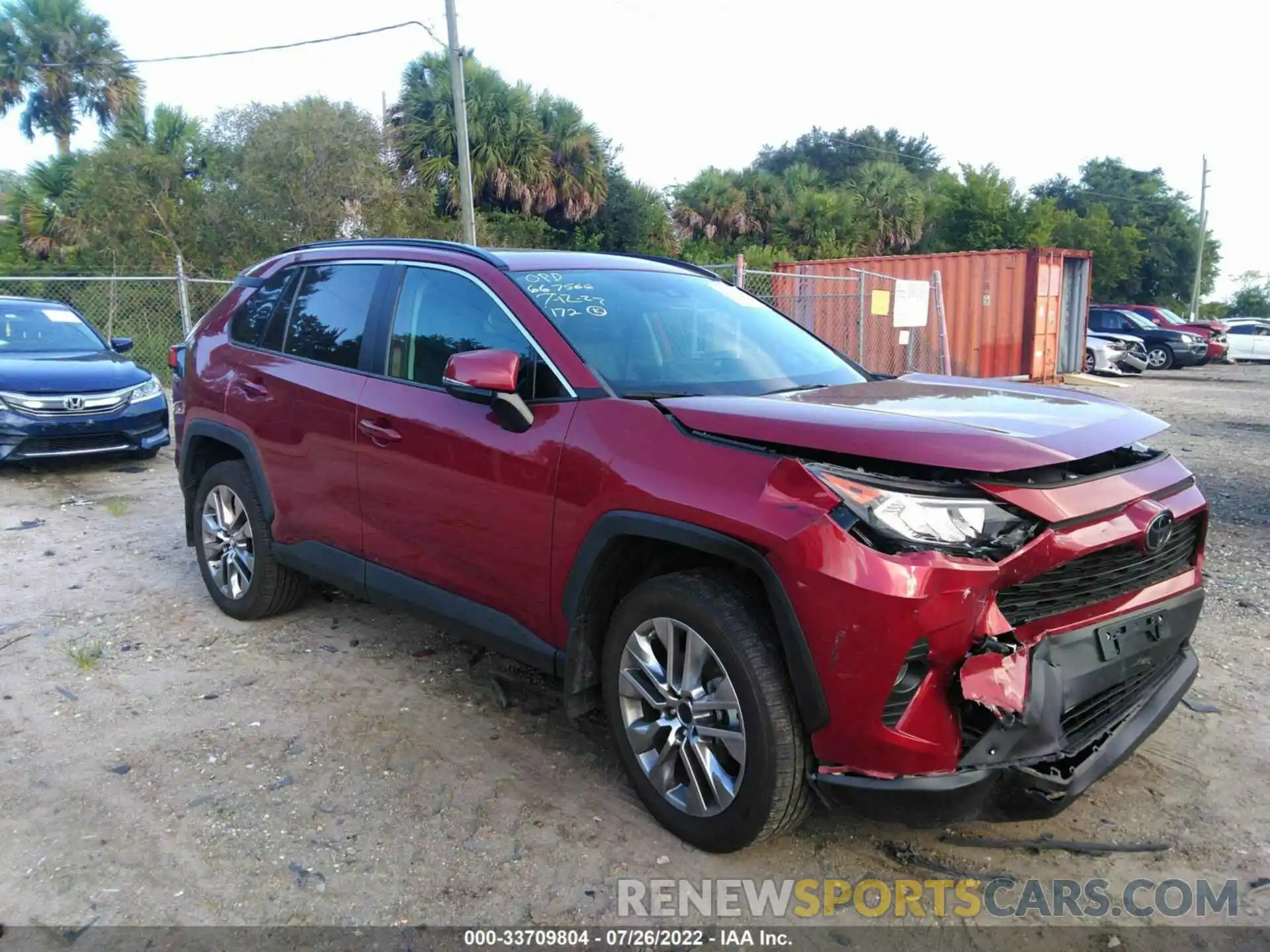 1 Photograph of a damaged car 2T3A1RFV3KW064346 TOYOTA RAV4 2019