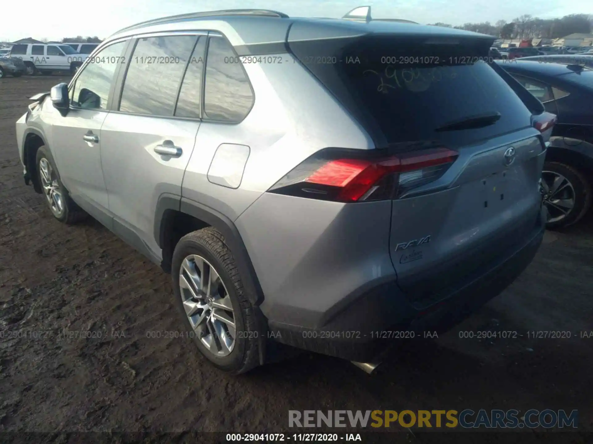 3 Photograph of a damaged car 2T3A1RFV3KW081955 TOYOTA RAV4 2019