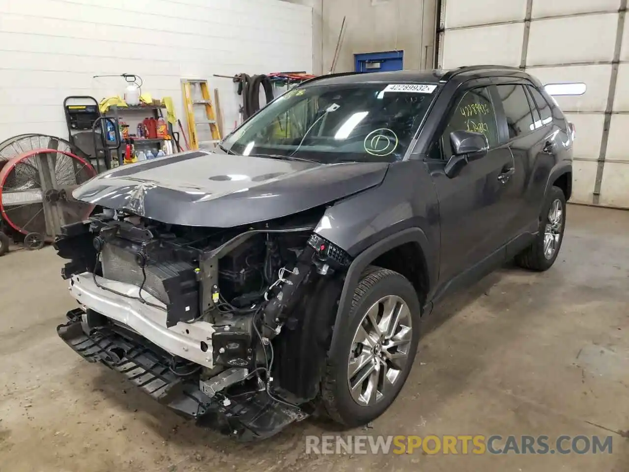 2 Photograph of a damaged car 2T3A1RFV3KW083107 TOYOTA RAV4 2019