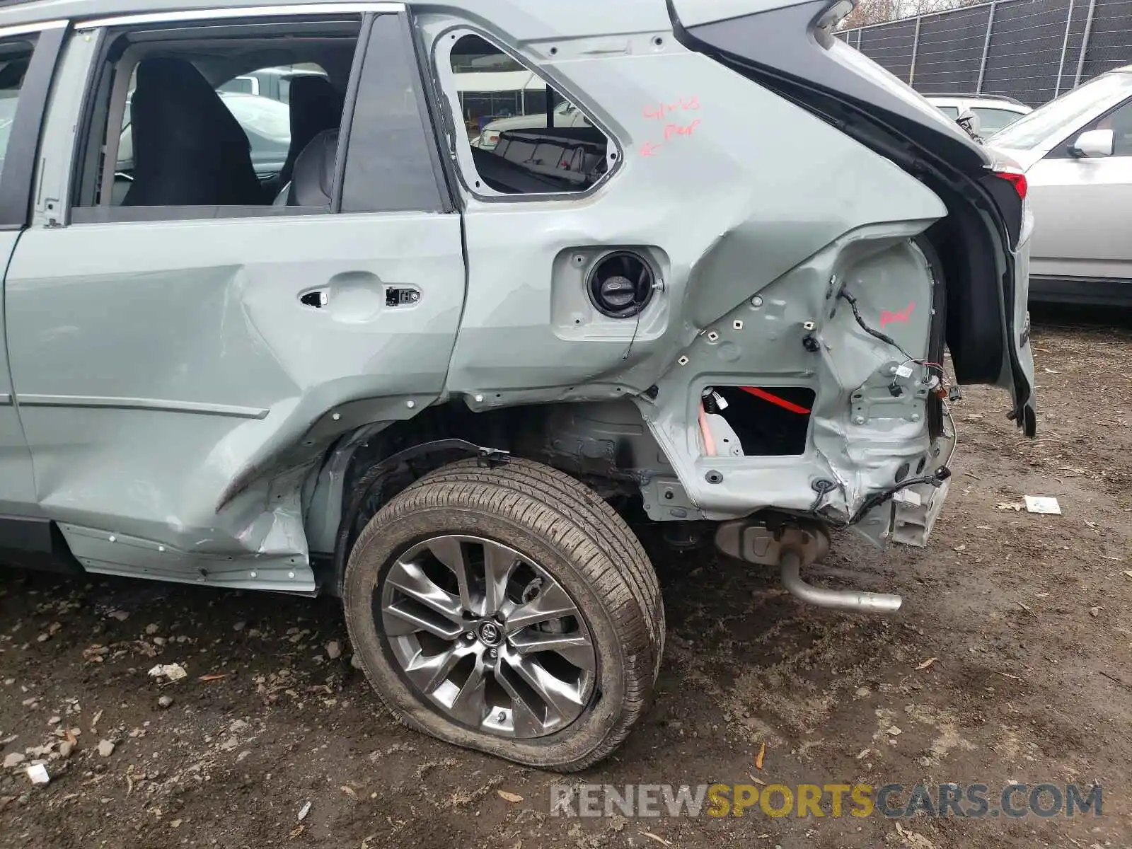 9 Фотография поврежденного автомобиля 2T3A1RFV4KC036783 TOYOTA RAV4 2019