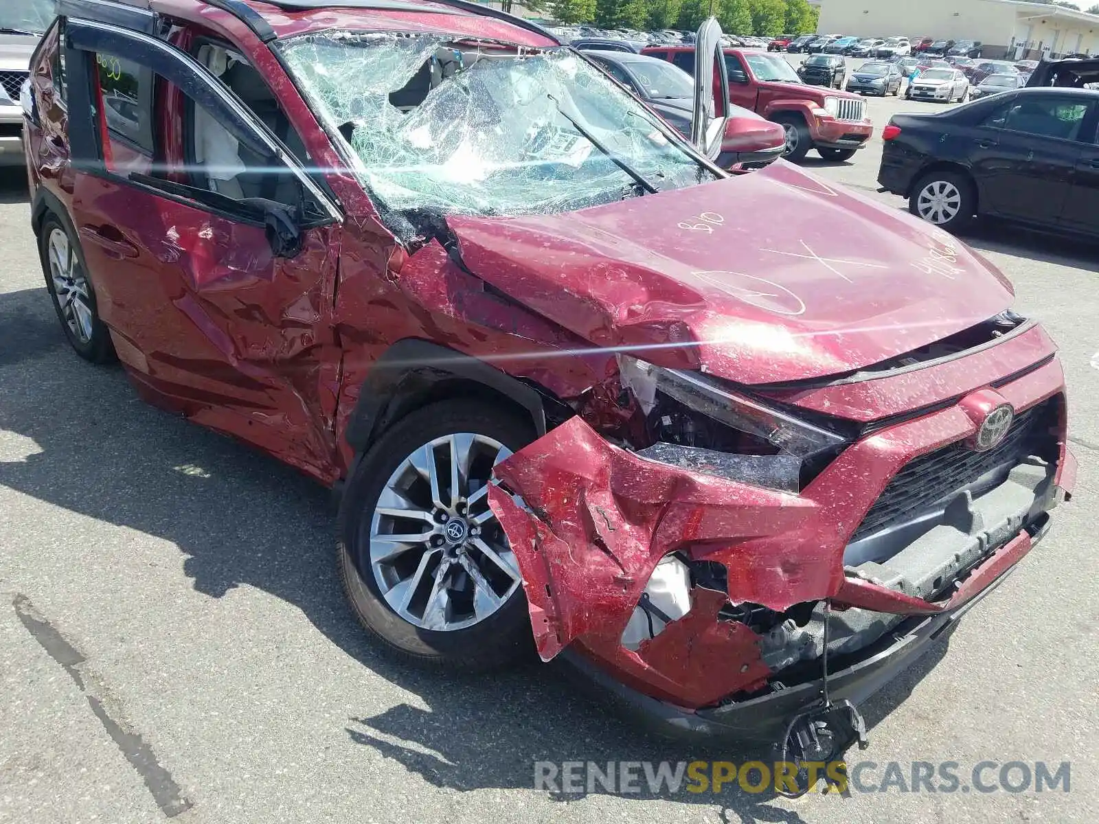 9 Photograph of a damaged car 2T3A1RFV4KC037870 TOYOTA RAV4 2019