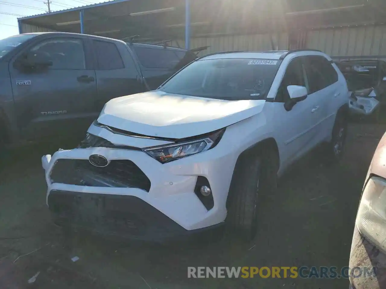 1 Photograph of a damaged car 2T3A1RFV4KC052465 TOYOTA RAV4 2019