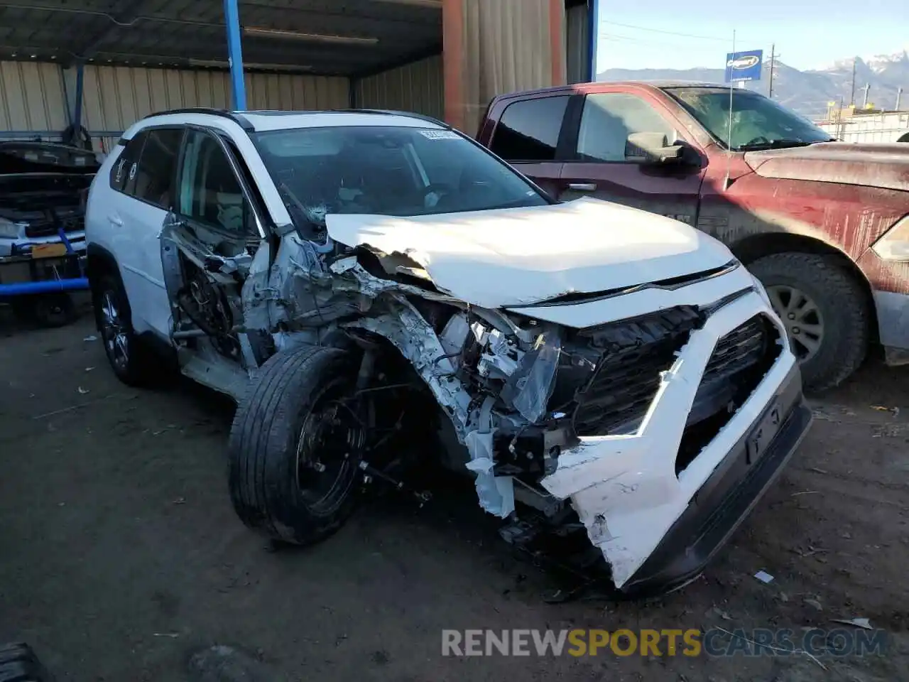 4 Photograph of a damaged car 2T3A1RFV4KC052465 TOYOTA RAV4 2019