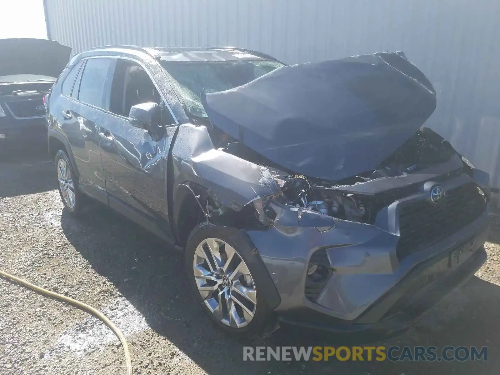 1 Photograph of a damaged car 2T3A1RFV4KC053891 TOYOTA RAV4 2019