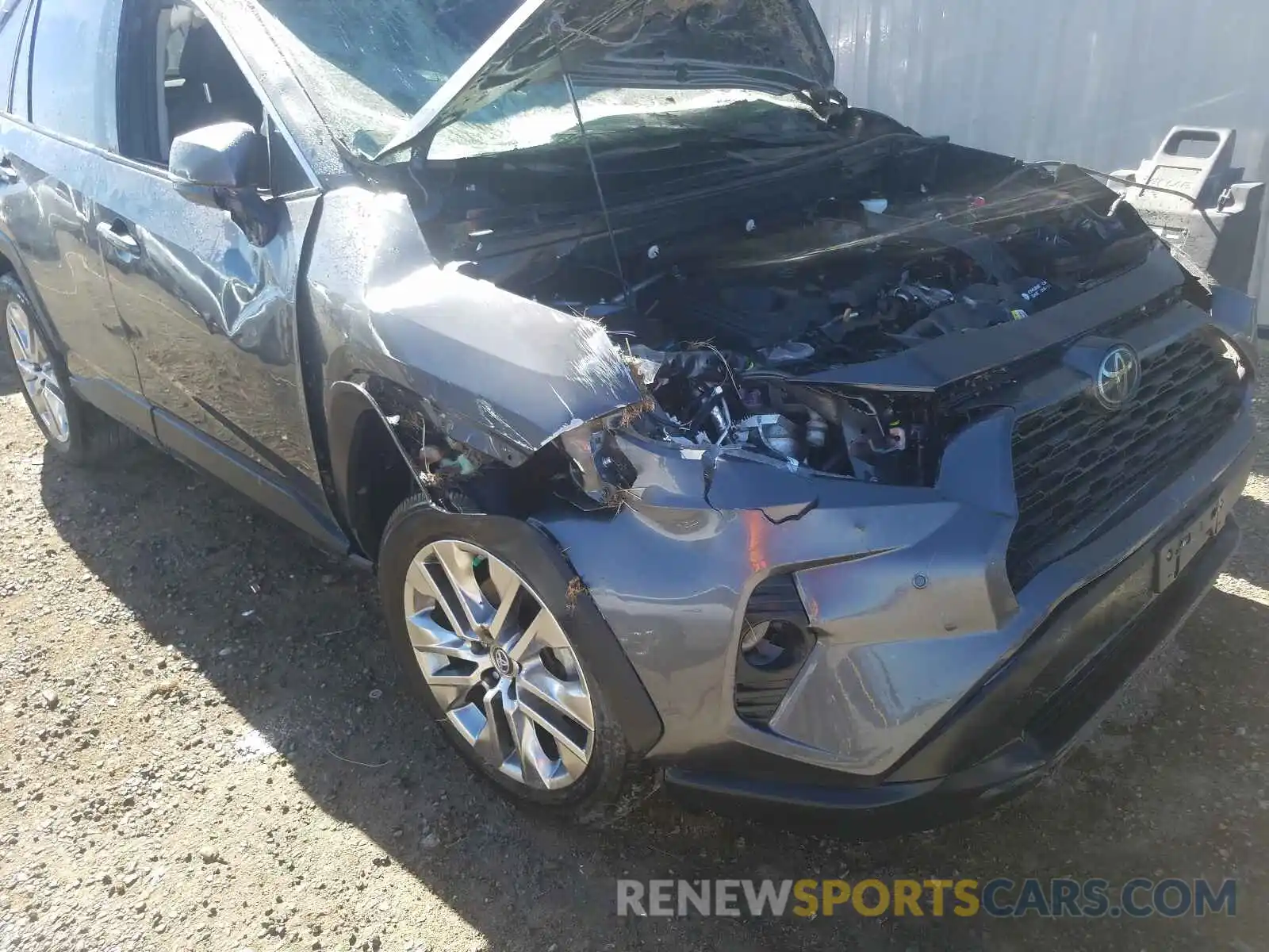 10 Photograph of a damaged car 2T3A1RFV4KC053891 TOYOTA RAV4 2019