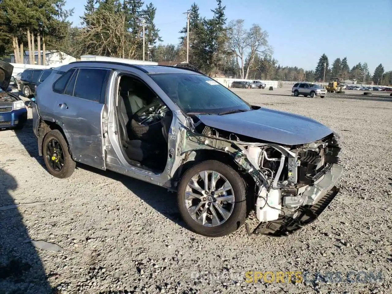 4 Photograph of a damaged car 2T3A1RFV4KC054085 TOYOTA RAV4 2019