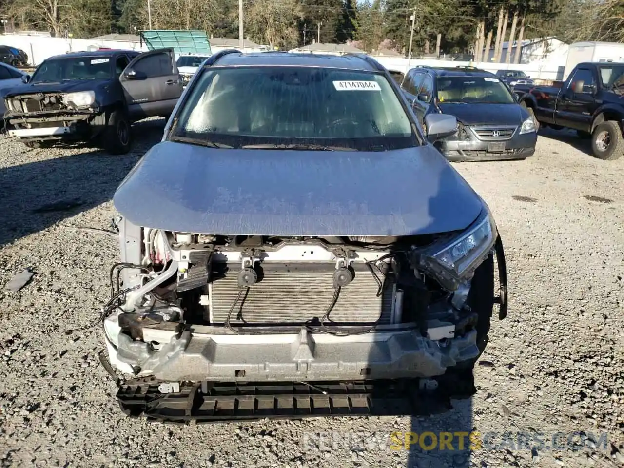 5 Photograph of a damaged car 2T3A1RFV4KC054085 TOYOTA RAV4 2019